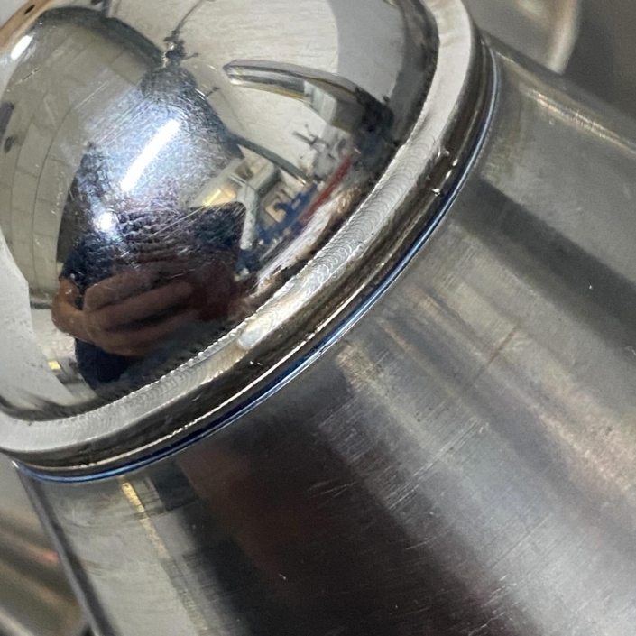 Aportación de soldadura en cuello de noyo